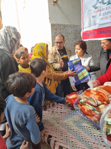 Blankets Distribution